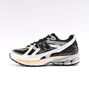 New Balance 1906R