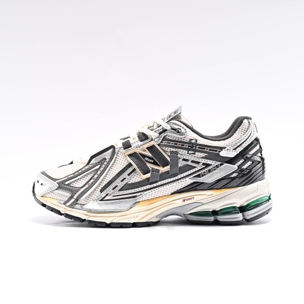 New Balance 1906R