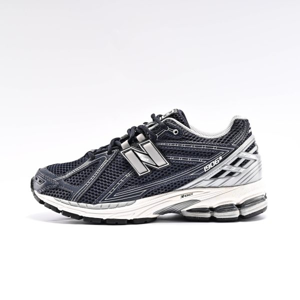 New Balance 1906R