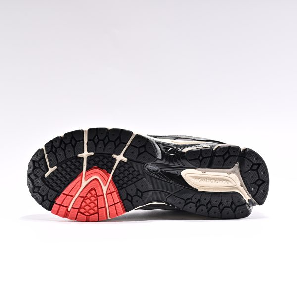 New Balance 1906R - Image 2