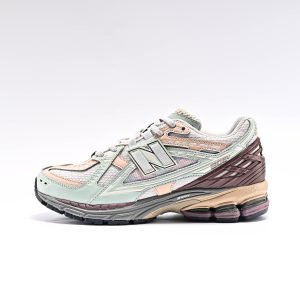 New Balance 1906R