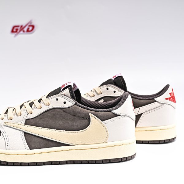 Travis Scott X Air Jordan 1 Low  , DM7866-162 - Image 7
