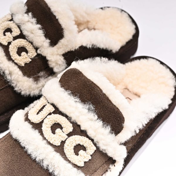 UGG CLASSIC - Image 10