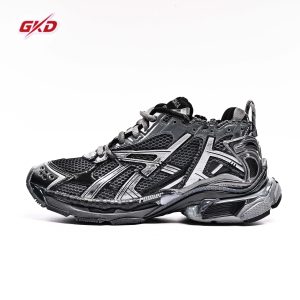 Balenciaga Runner 677403 W3RBR 1515
