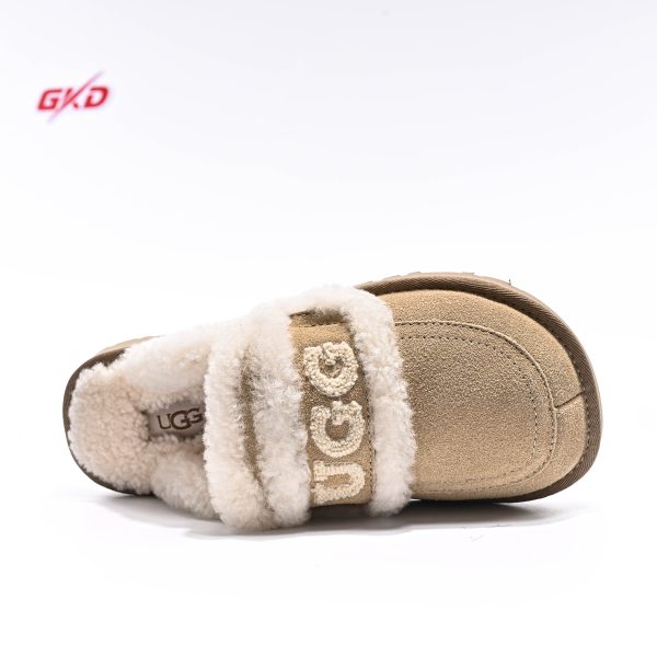 UGG CLASSIC - Image 5