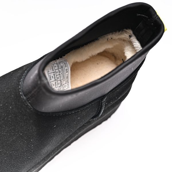 UGG CLASSIC - Image 4