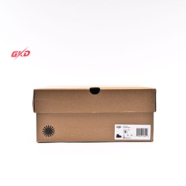 UGG CLASSIC - Image 9