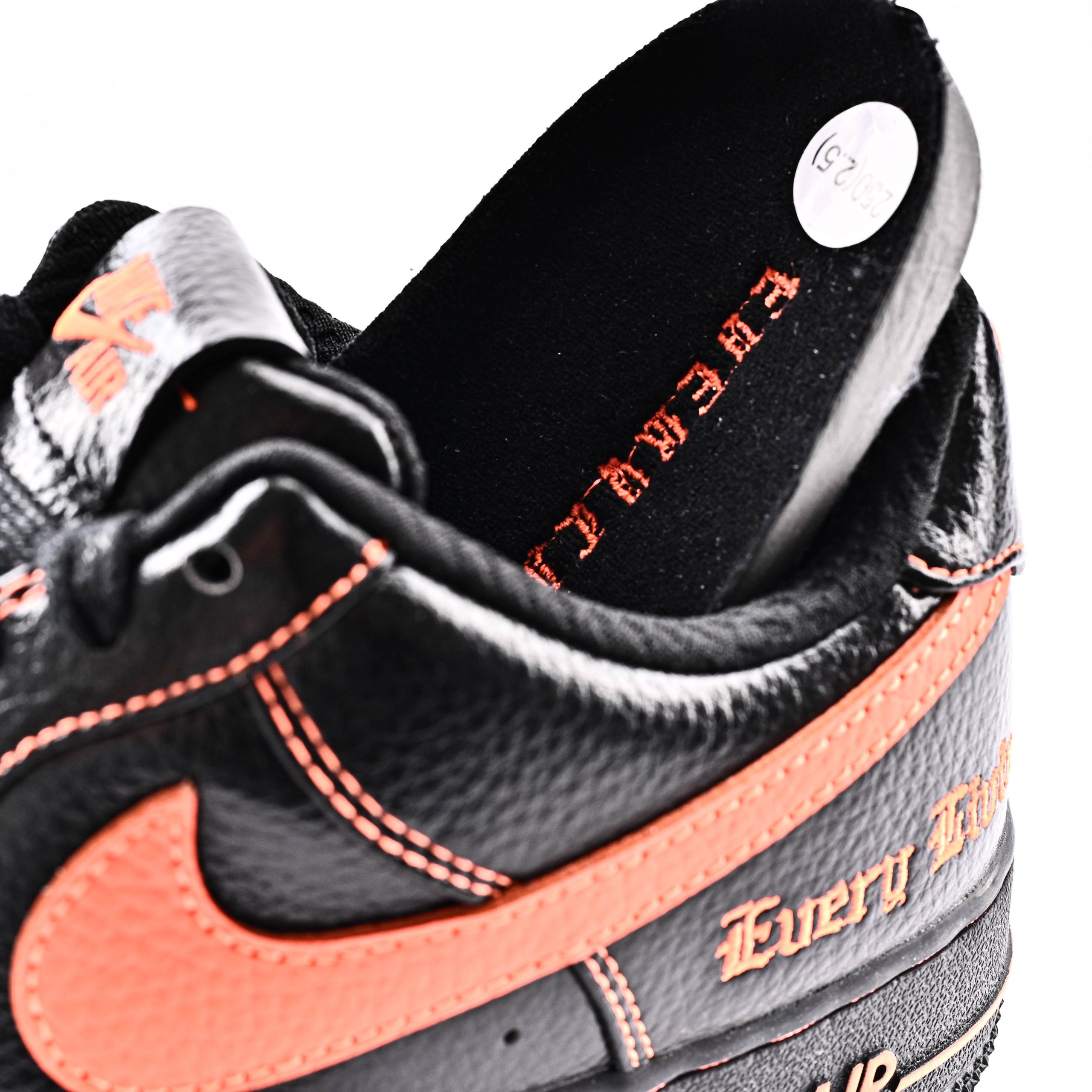 VLONE X AIR FORCE 1 AA5360 001 - Image 11