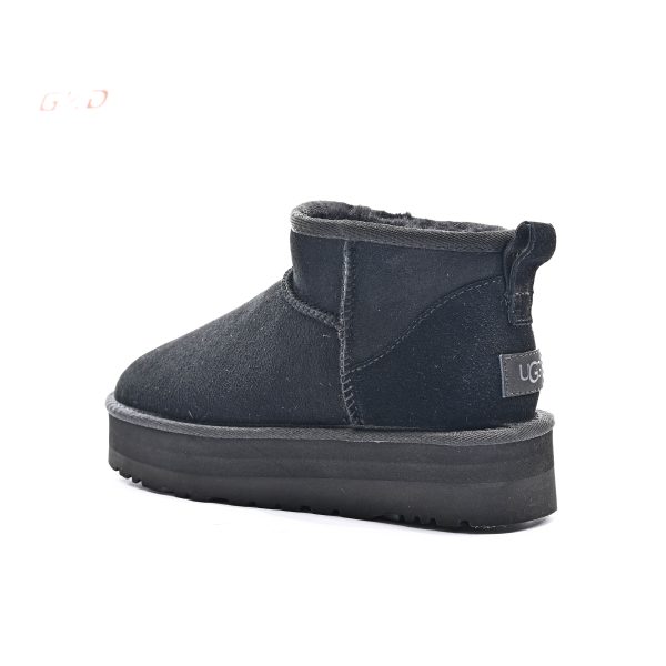 UGG CLASSIC - Image 6