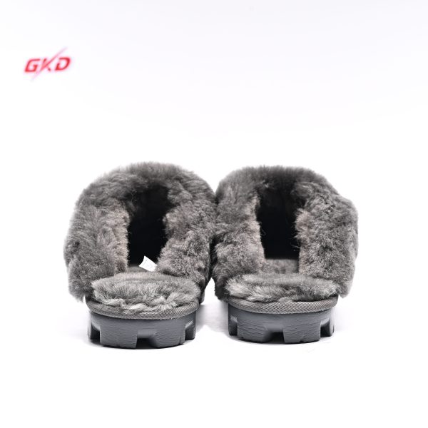 UGG CLASSIC - Image 8