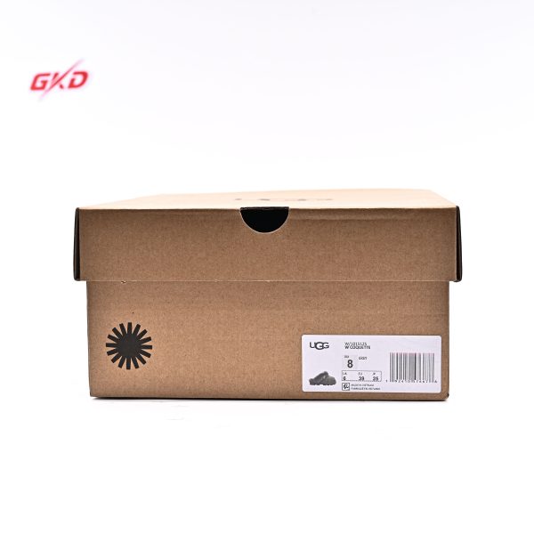UGG CLASSIC - Image 9