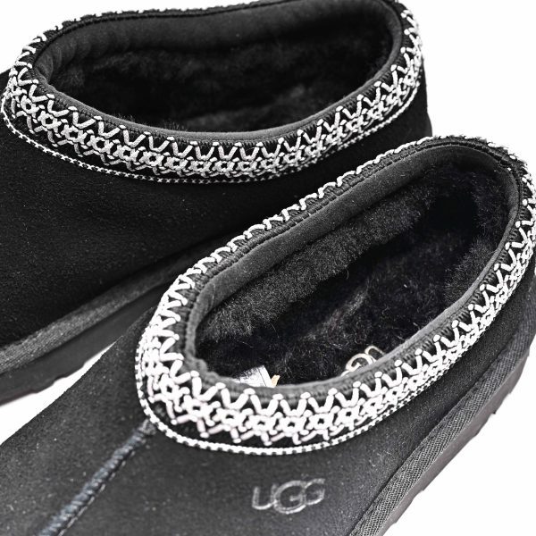 UGG CLASSIC - Image 12