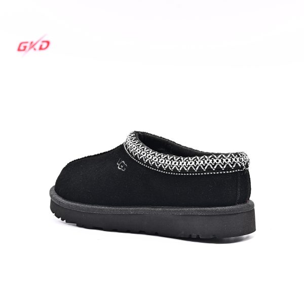 UGG CLASSIC - Image 4