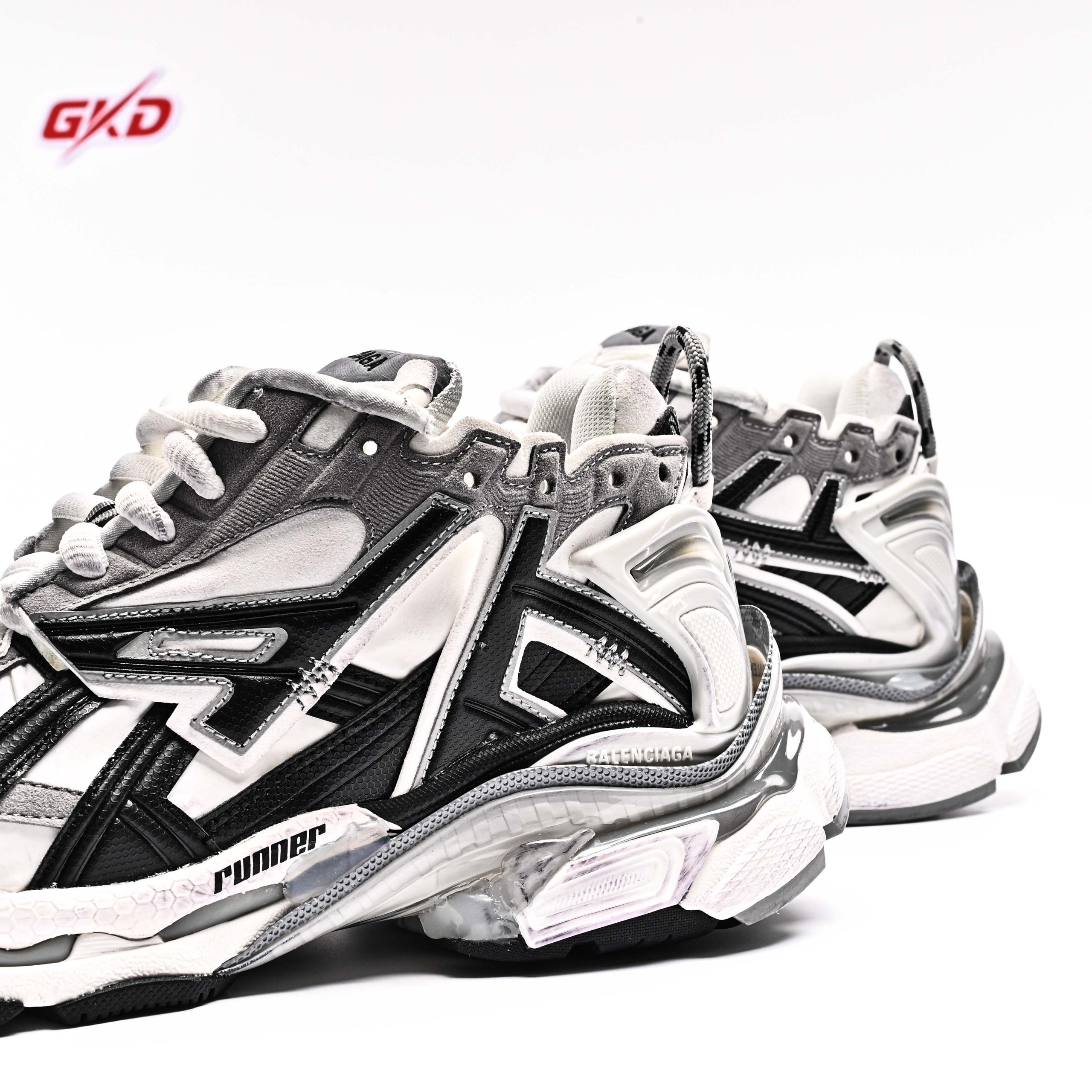 Balenciaga Runner 677403 W3RB5 9012 - Image 6