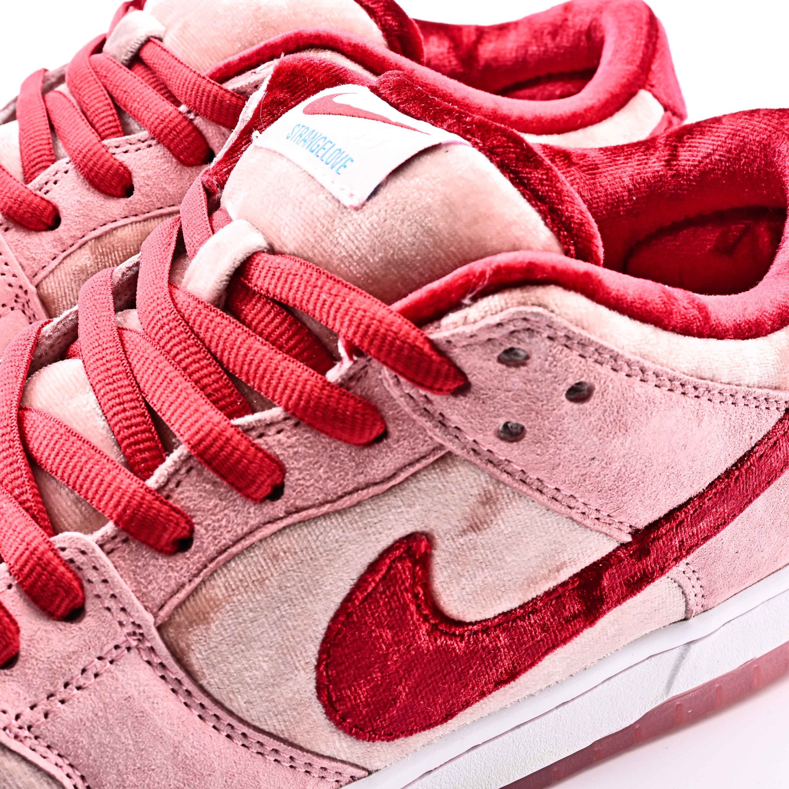 Nike Dunk SB Low Rdtro - Image 10
