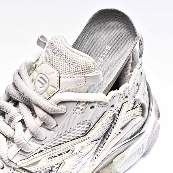 Balenciaga Runner - Image 11