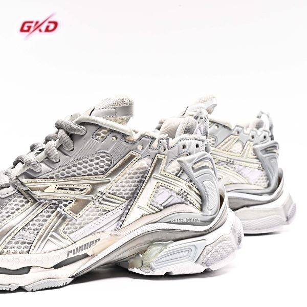 Balenciaga Runner - Image 6