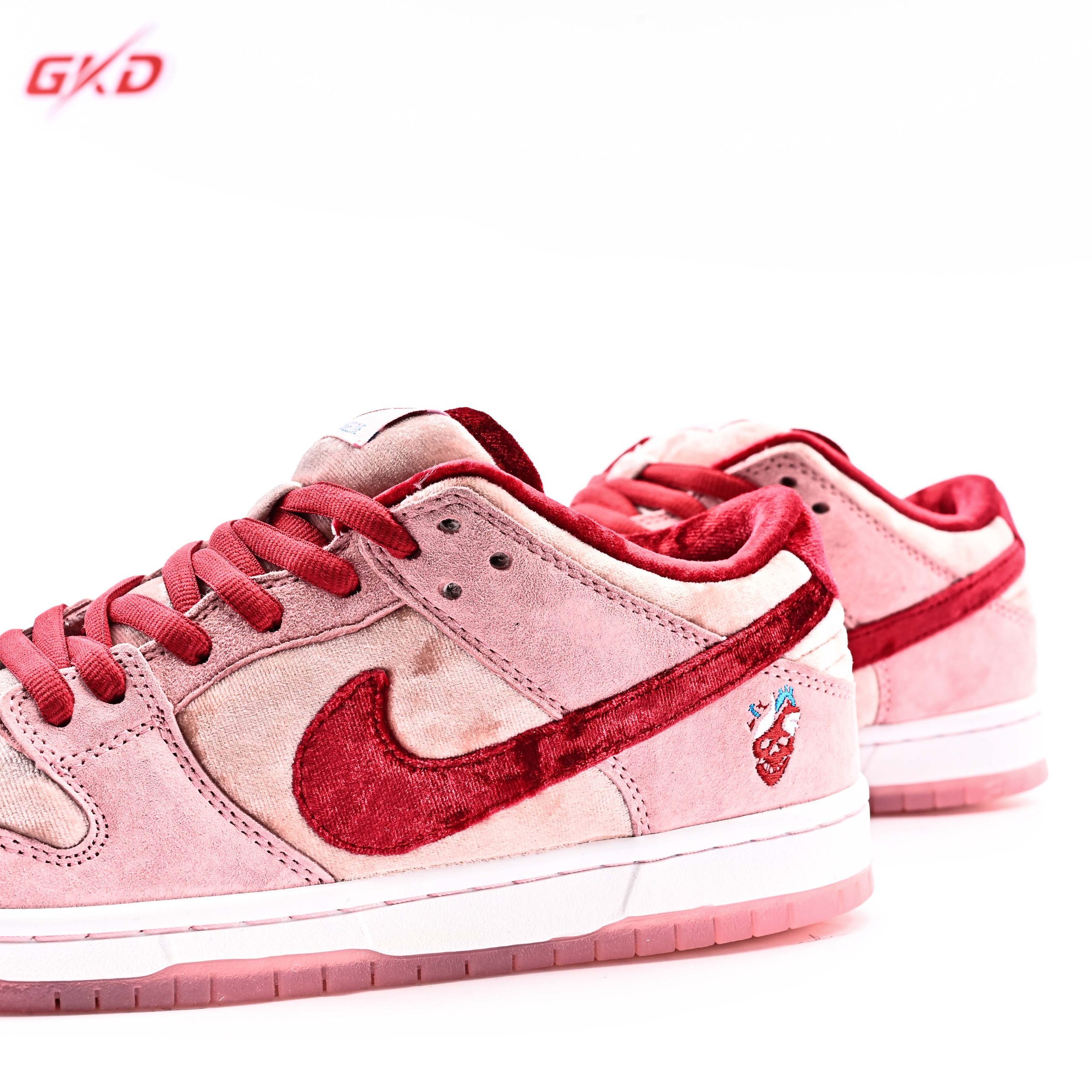 Nike Dunk SB Low Rdtro - Image 6