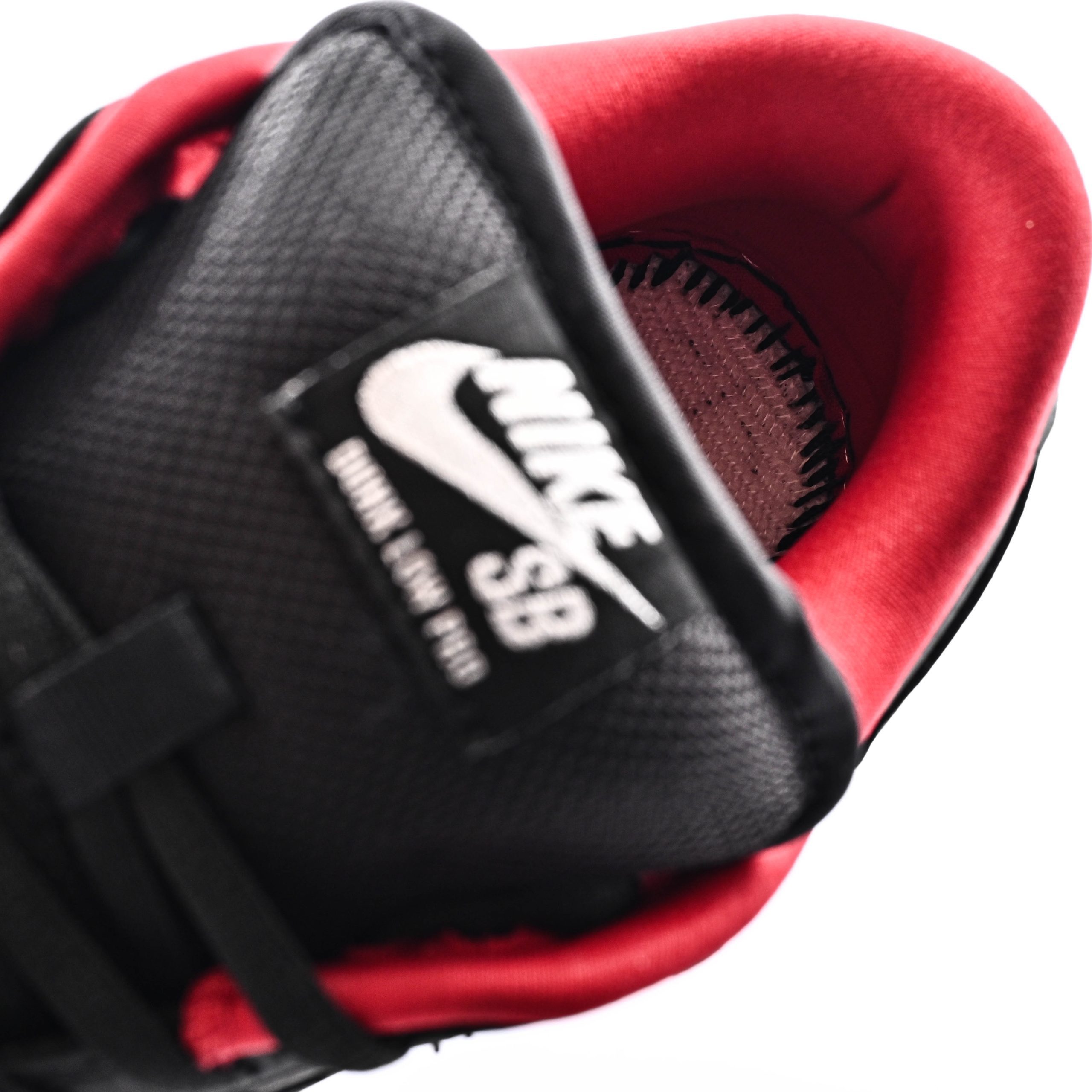 Nike Dunk SB Low Rdtro HQ8487 001 - Image 12