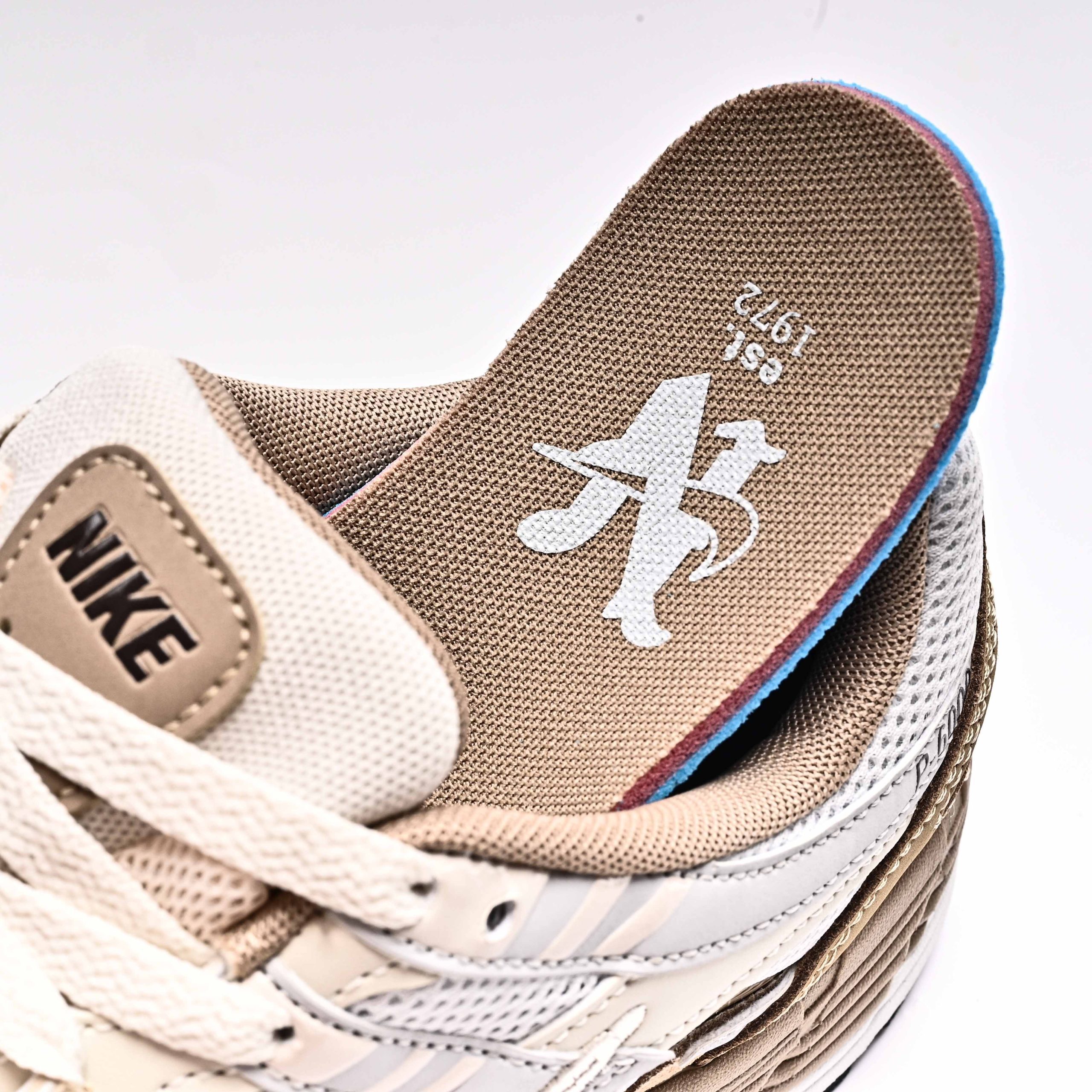 NIKE P-6000 FQ8243 025 - Image 10
