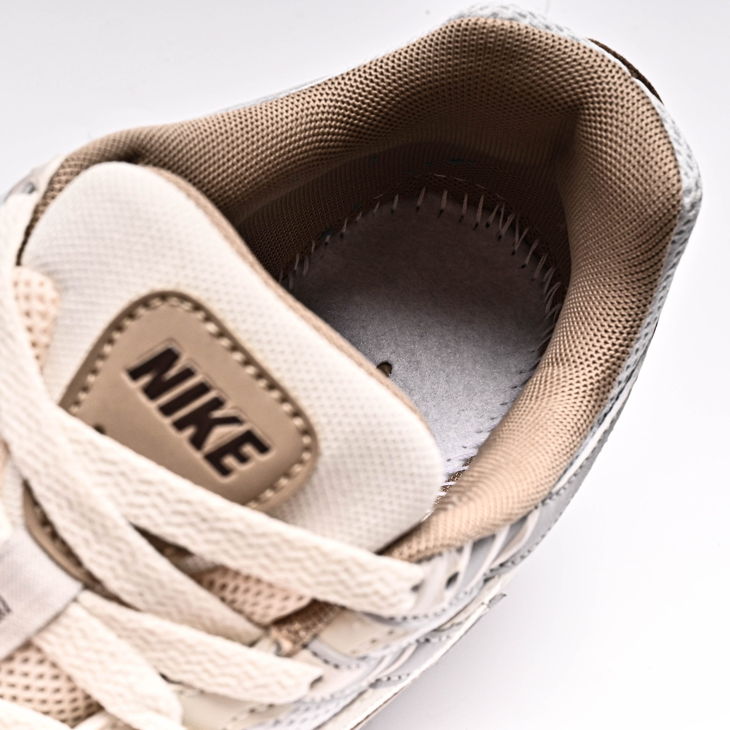 NIKE P-6000 FQ8243 025 - Image 11