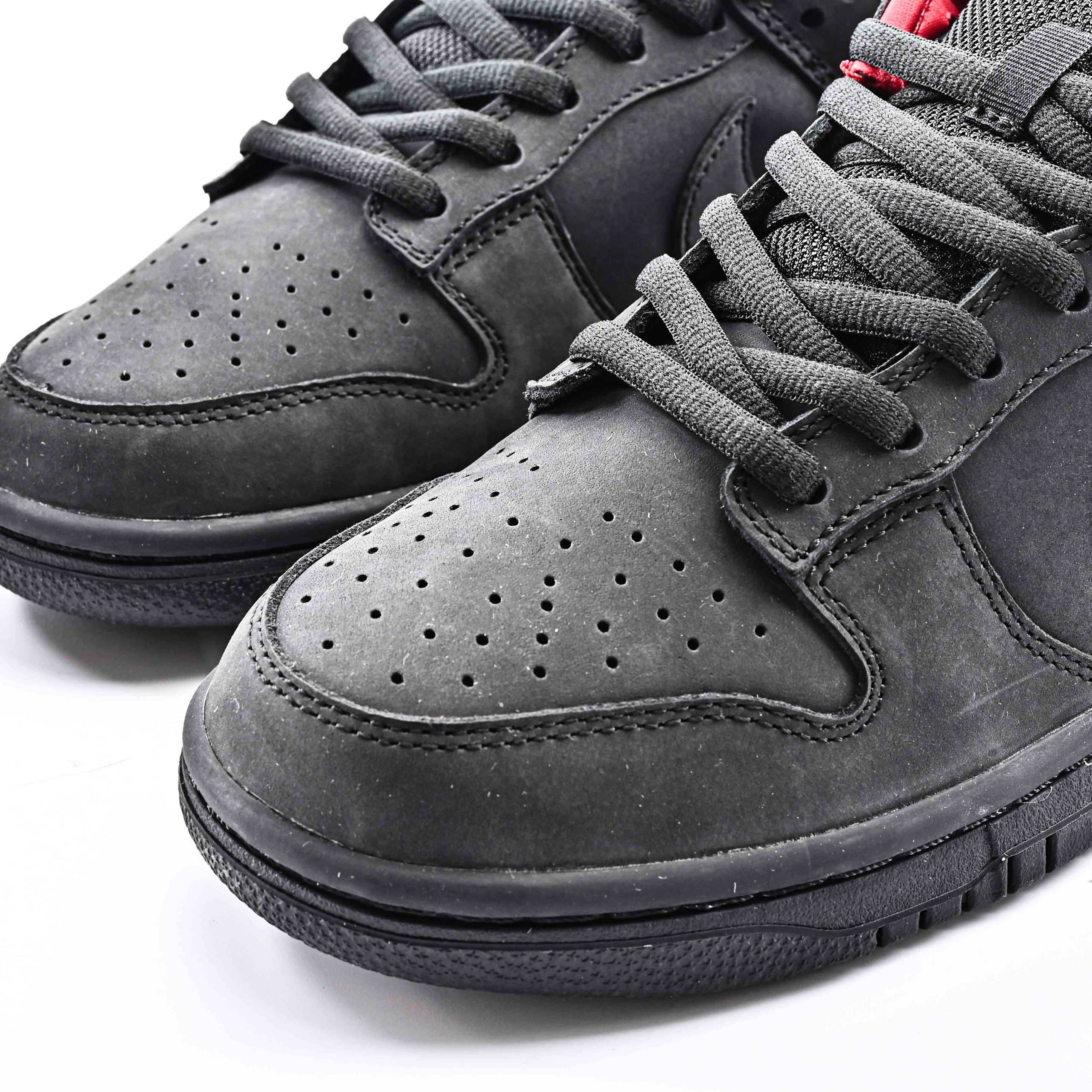 Nike Dunk SB Low Rdtro HQ8487 001 - Image 9