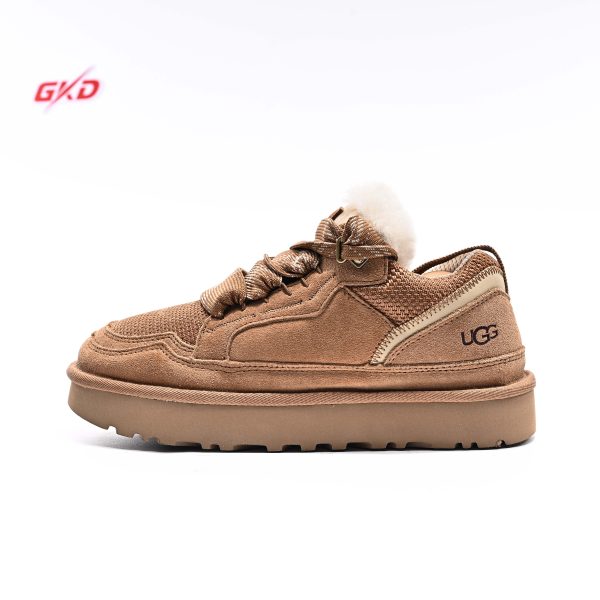 UGG CLASSIC