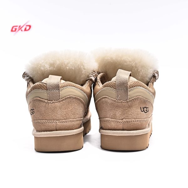 UGG CLASSIC - Image 12