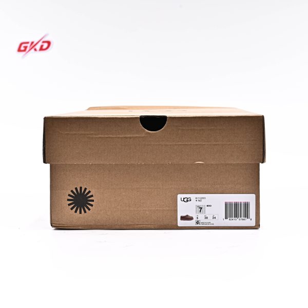 UGG CLASSIC - Image 13