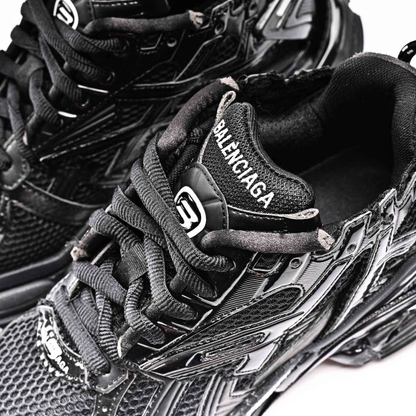 Balenciaga Runner 677403 W3RB1 1000 - Image 10