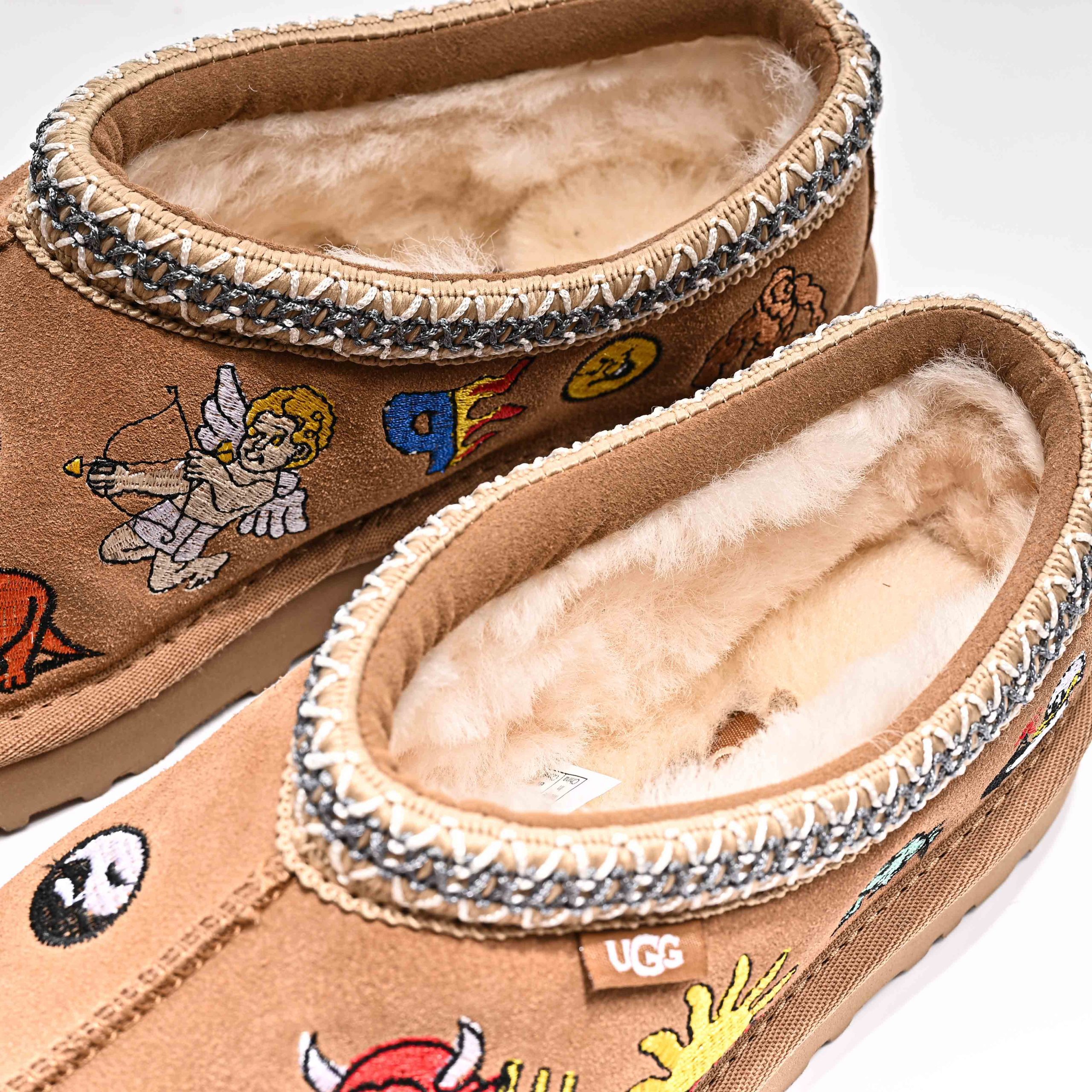 UGG CLASSIC - Image 2