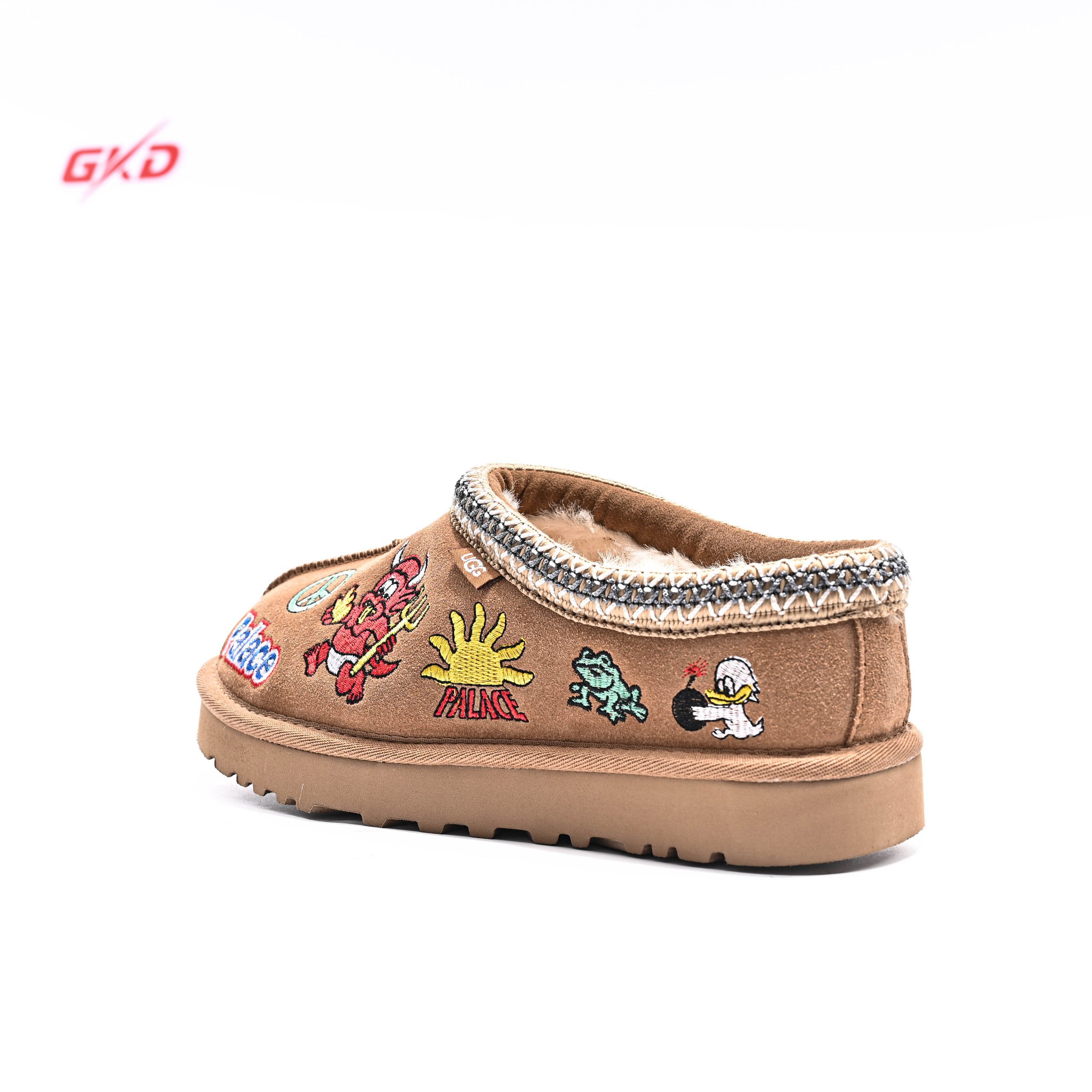 UGG CLASSIC - Image 6