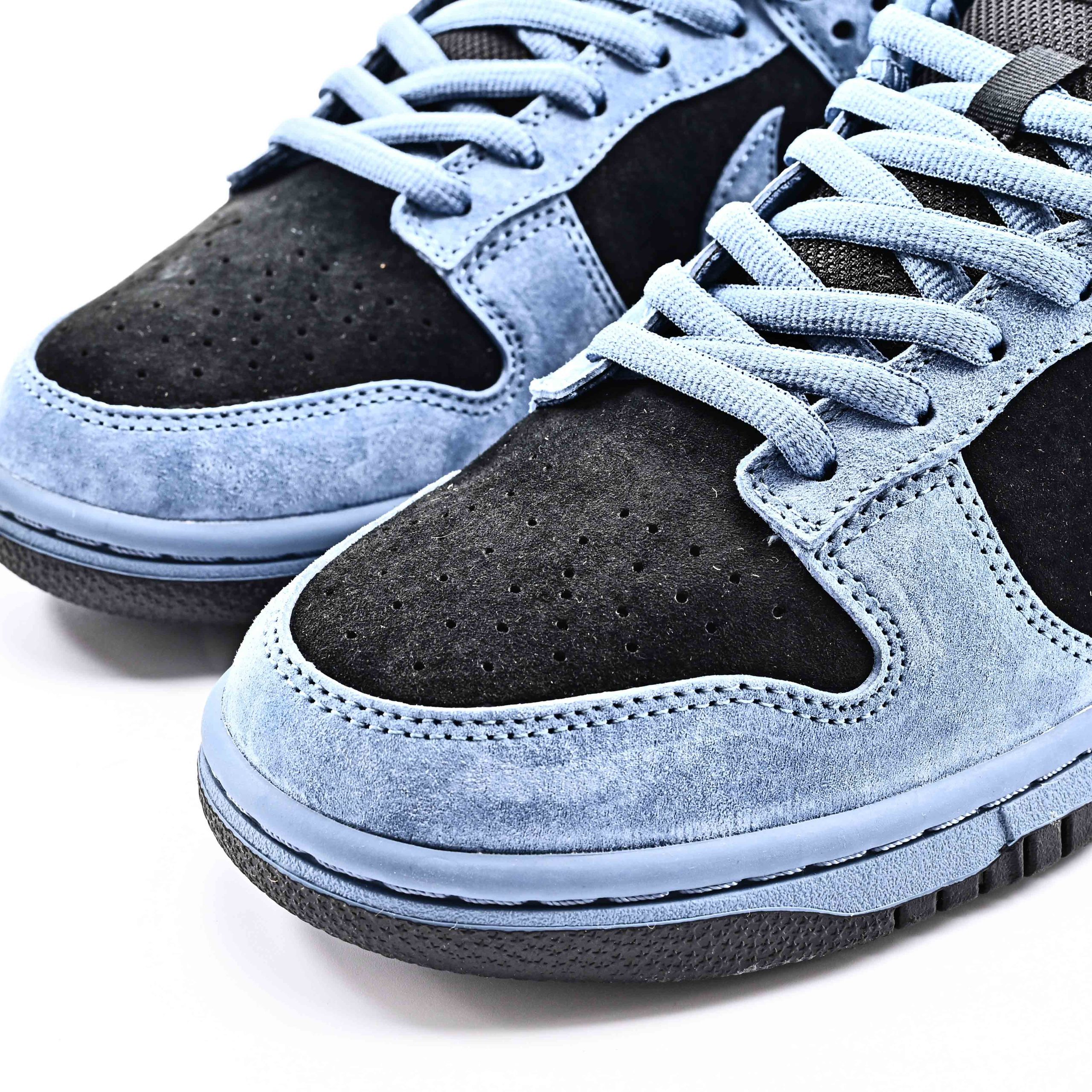 Nike Dunk SB Low Rdtro HQ8487 400 - Image 9