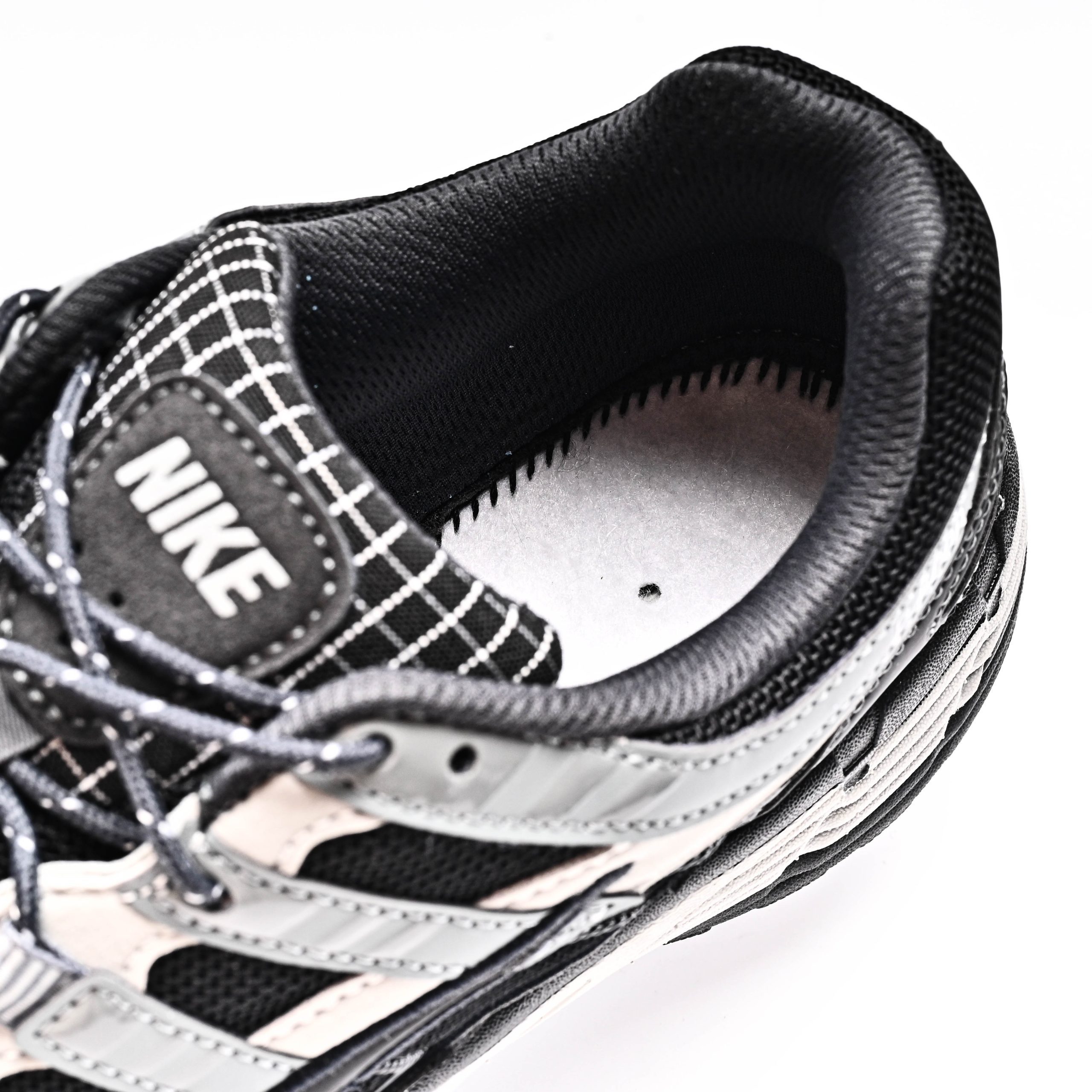 NIKE P-6000 HQ3818 001 - Image 10