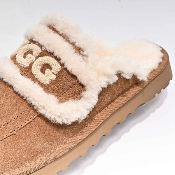 UGG CLASSIC - Image 5