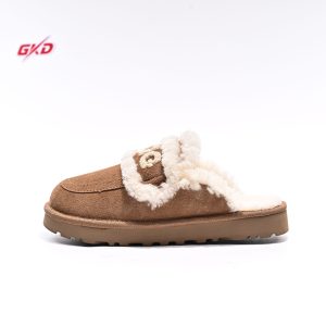 UGG CLASSIC
