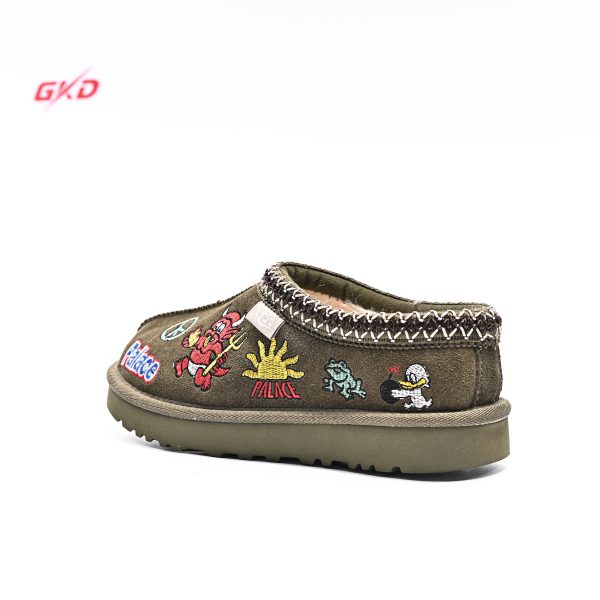 UGG CLASSIC - Image 8