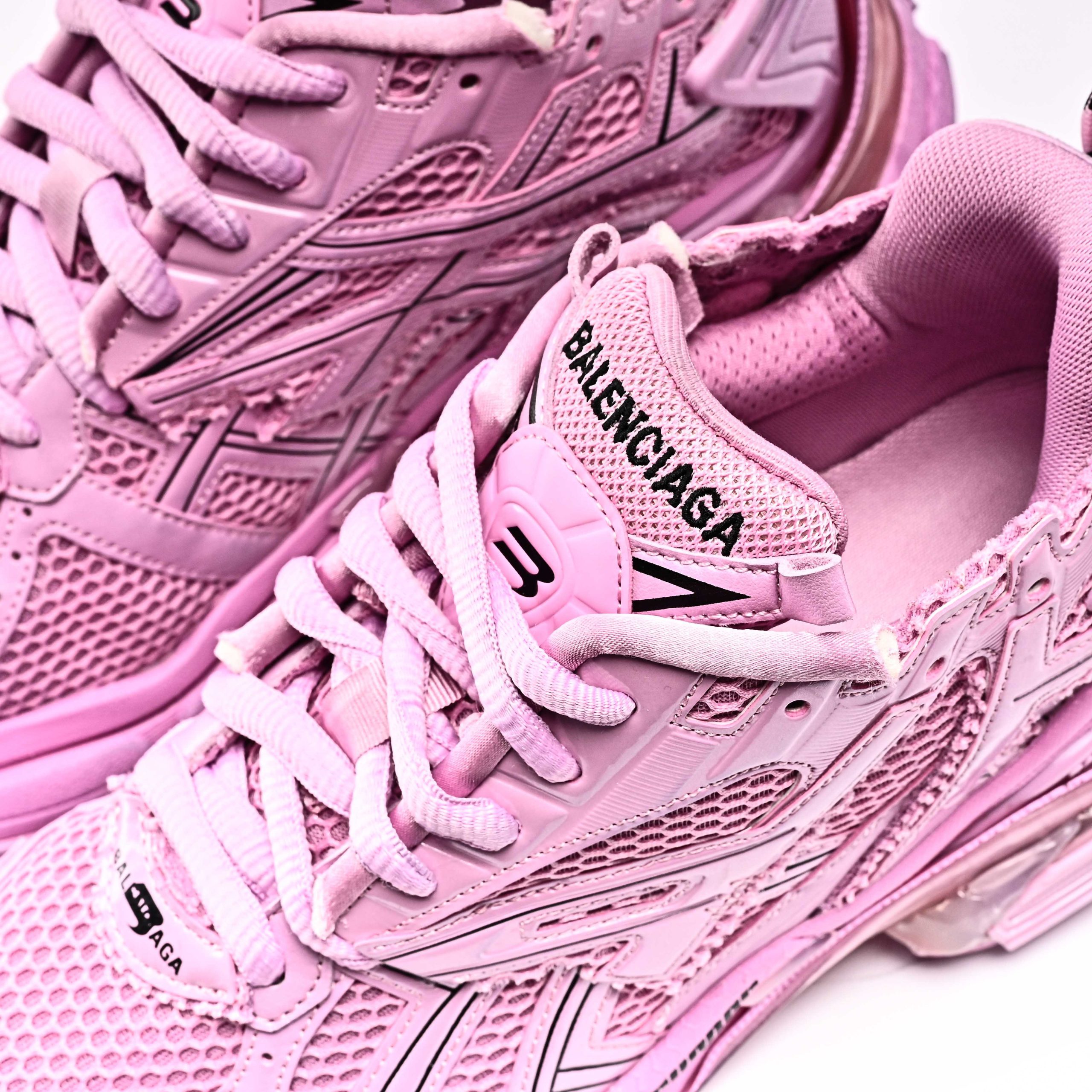 Balenciaga Runner  677402 W3RB1 5000 - Image 10