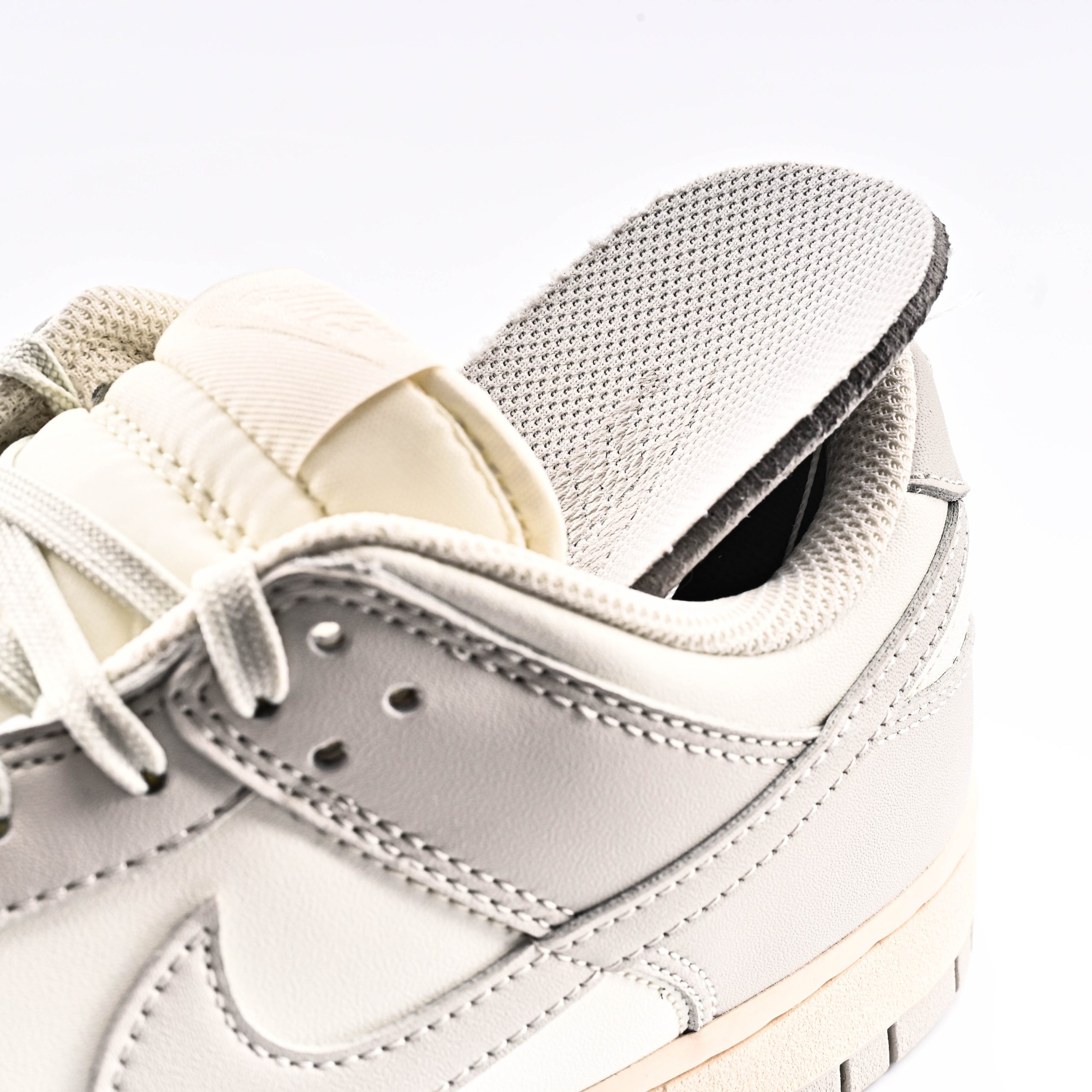 Nike Dunk Low Rdtro DD1503 107 - Image 10