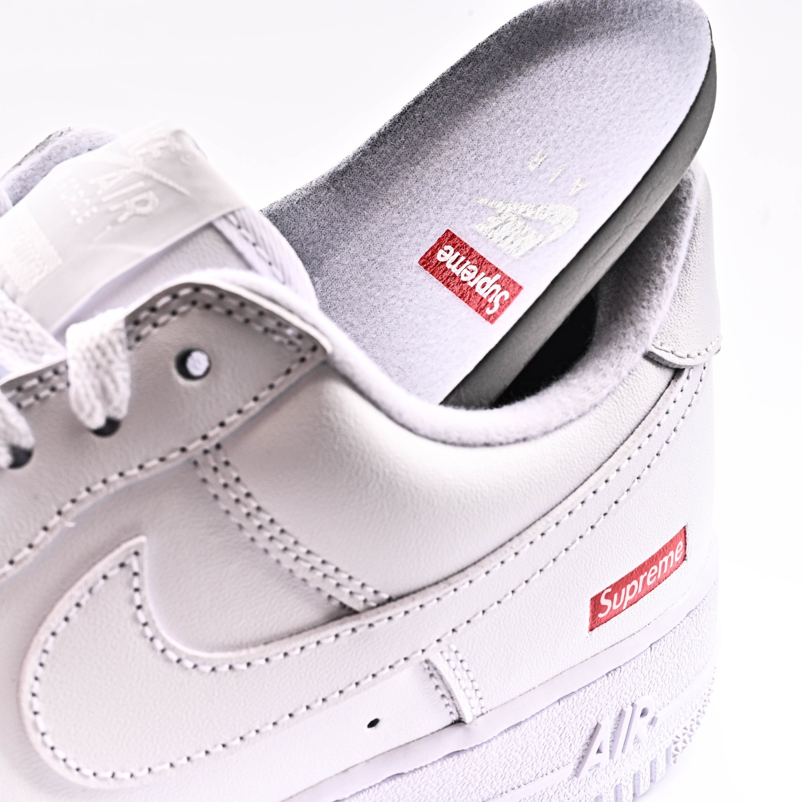 Supreme X AIR FORCE 1 CU9225 100 - Image 11