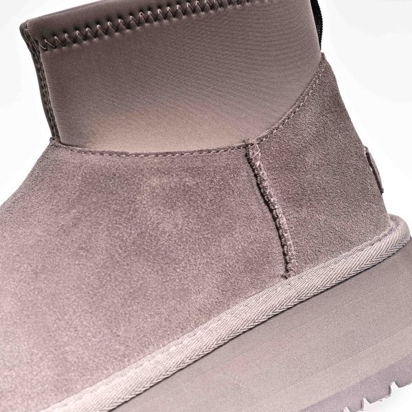 UGG CLASSIC - Image 10