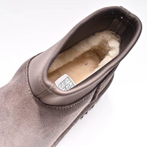UGG CLASSIC - Image 11