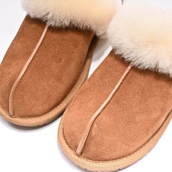UGG CLASSIC - Image 11