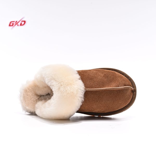 UGG CLASSIC - Image 7