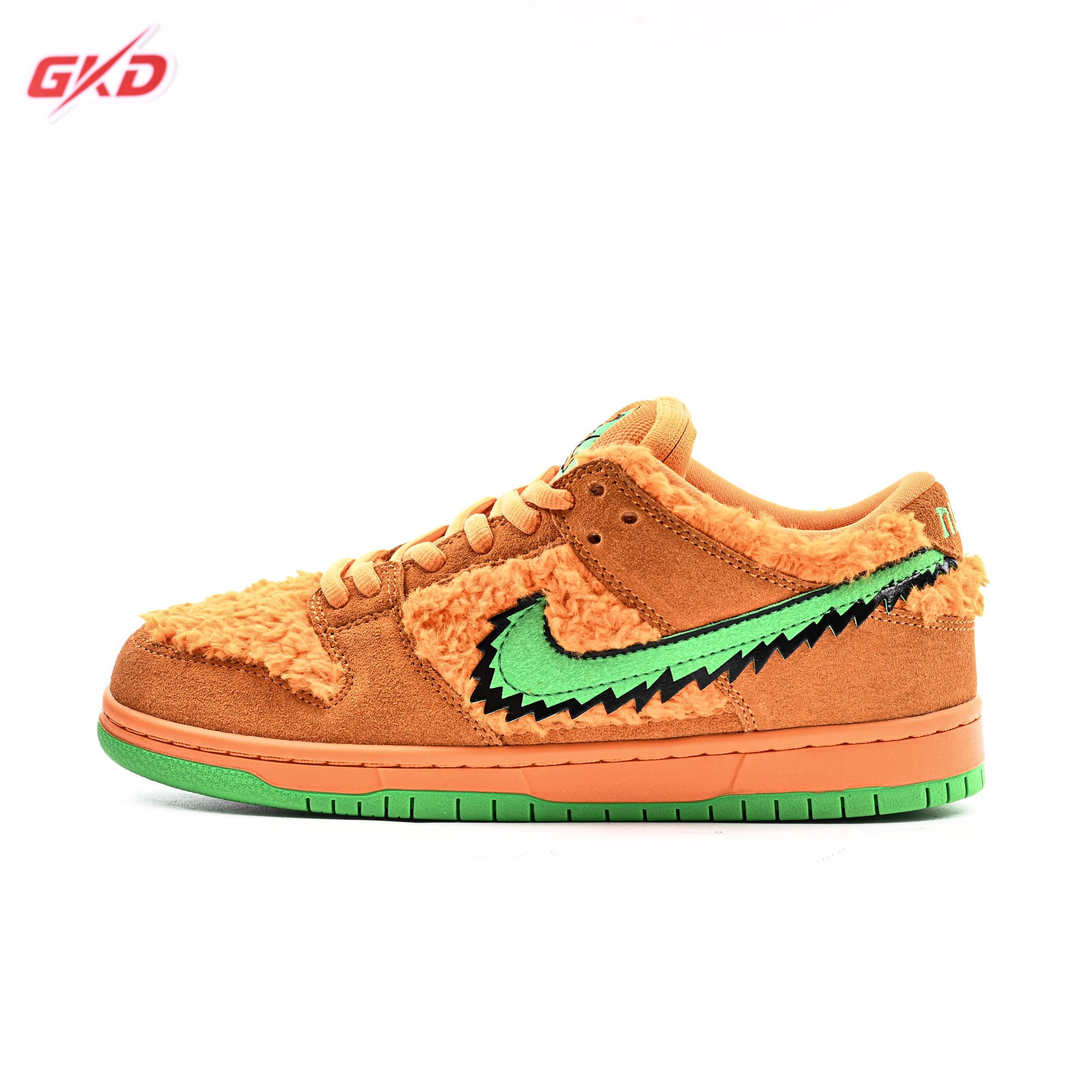 Nike Dunk SB Low Rdtro CJ5378 800