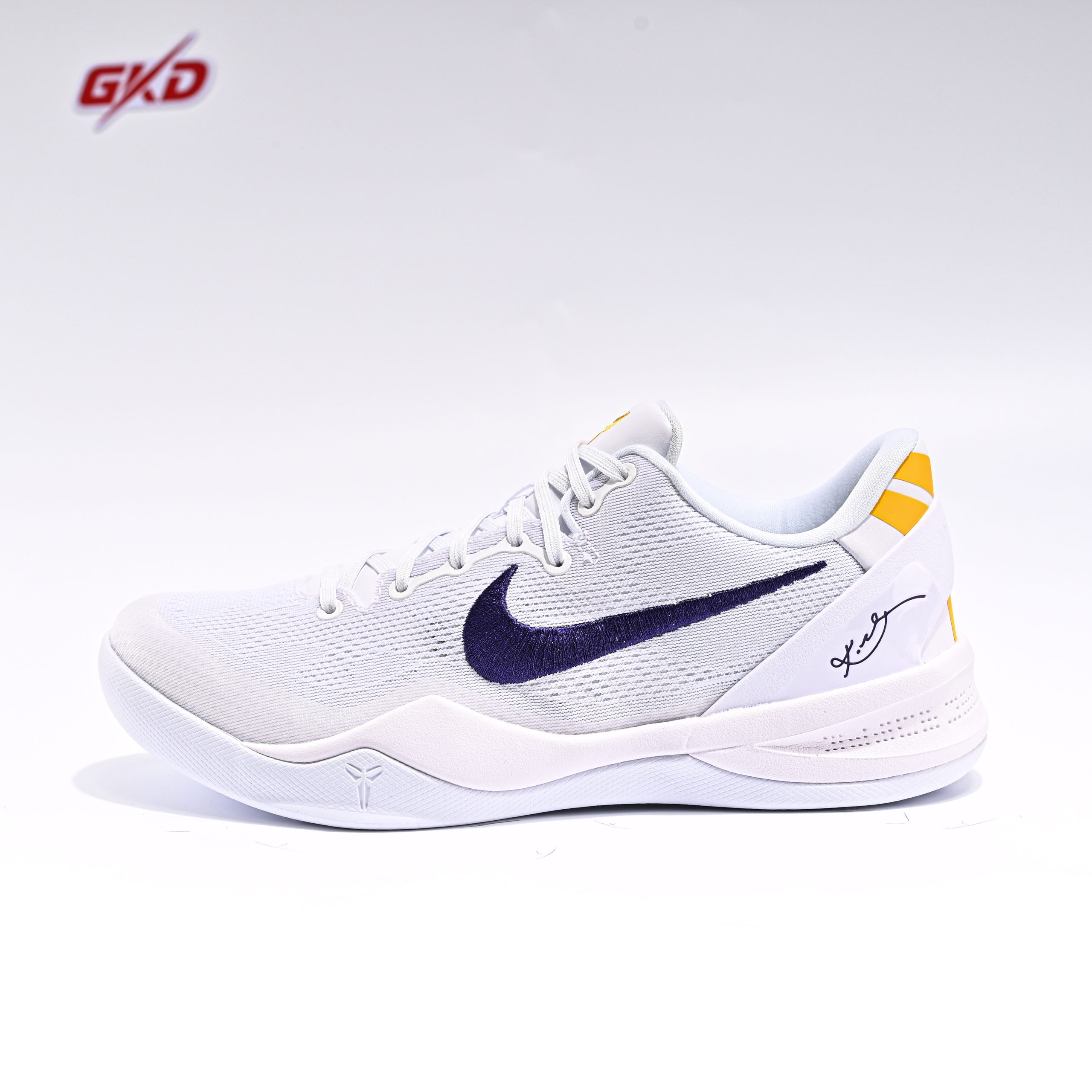 NIKE ZOOM KOBE 8 PROTRO