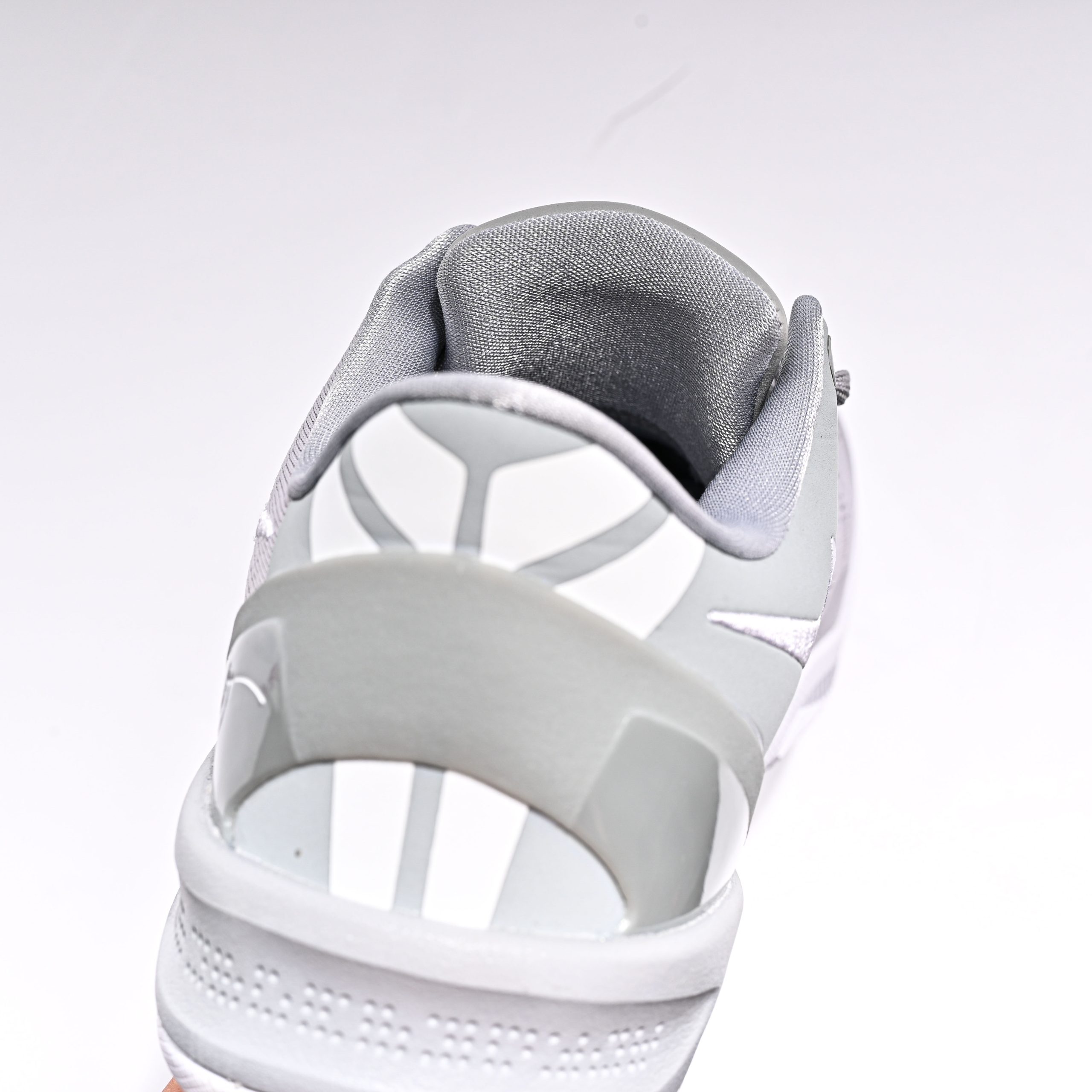 NIKE ZOOM KOBE 8 PROTRO HF9550 002 - Image 9