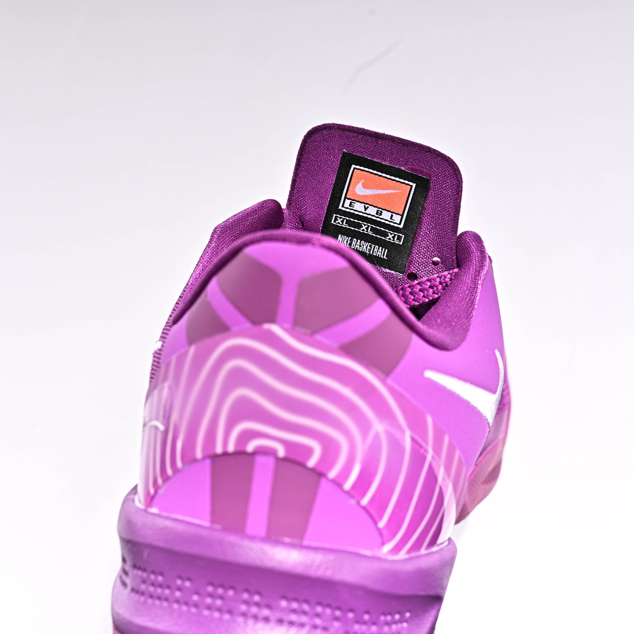 NIKE ZOOM KOBE 8 PROTRO - Image 8