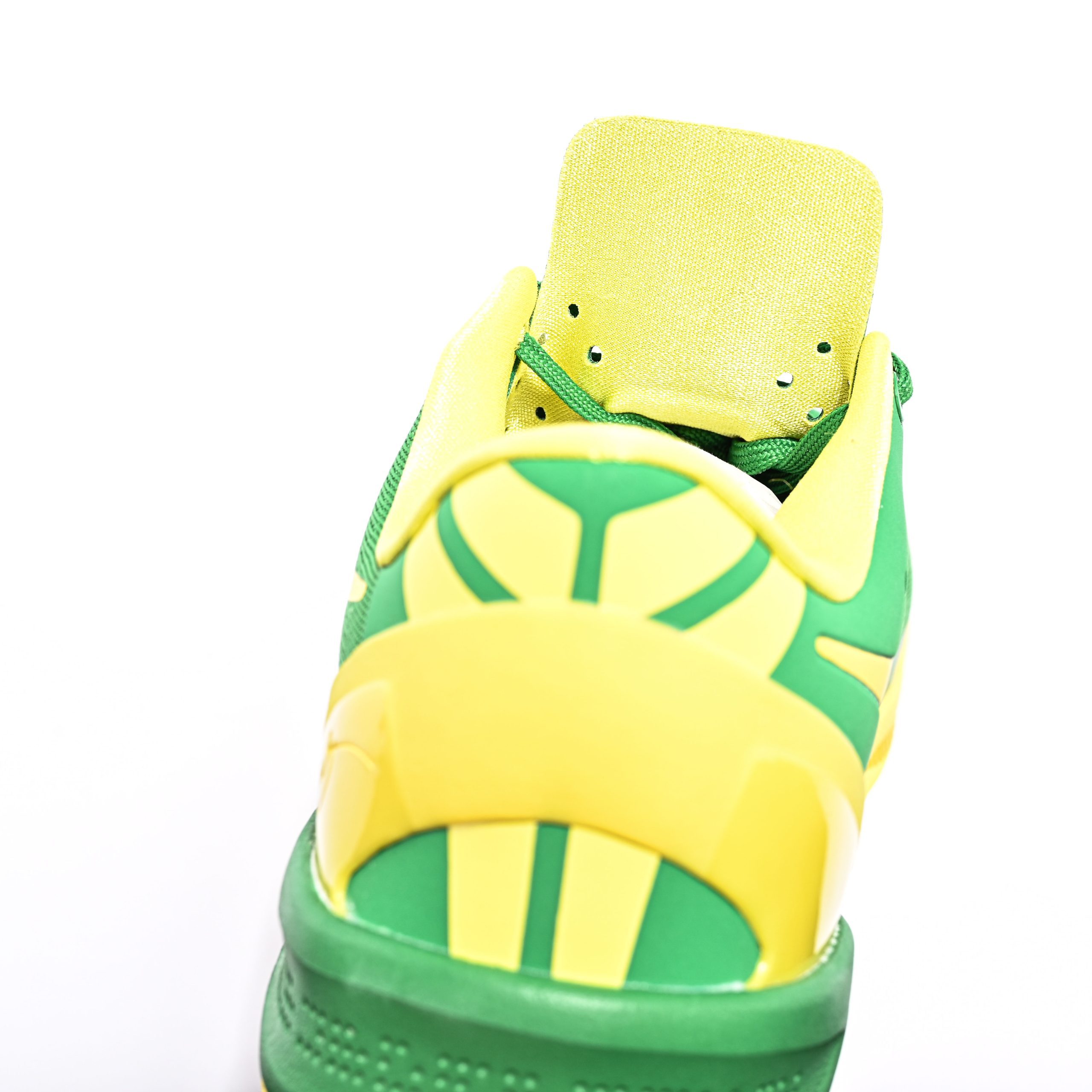 NIKE ZOOM KOBE 8 PROTRO - Image 9