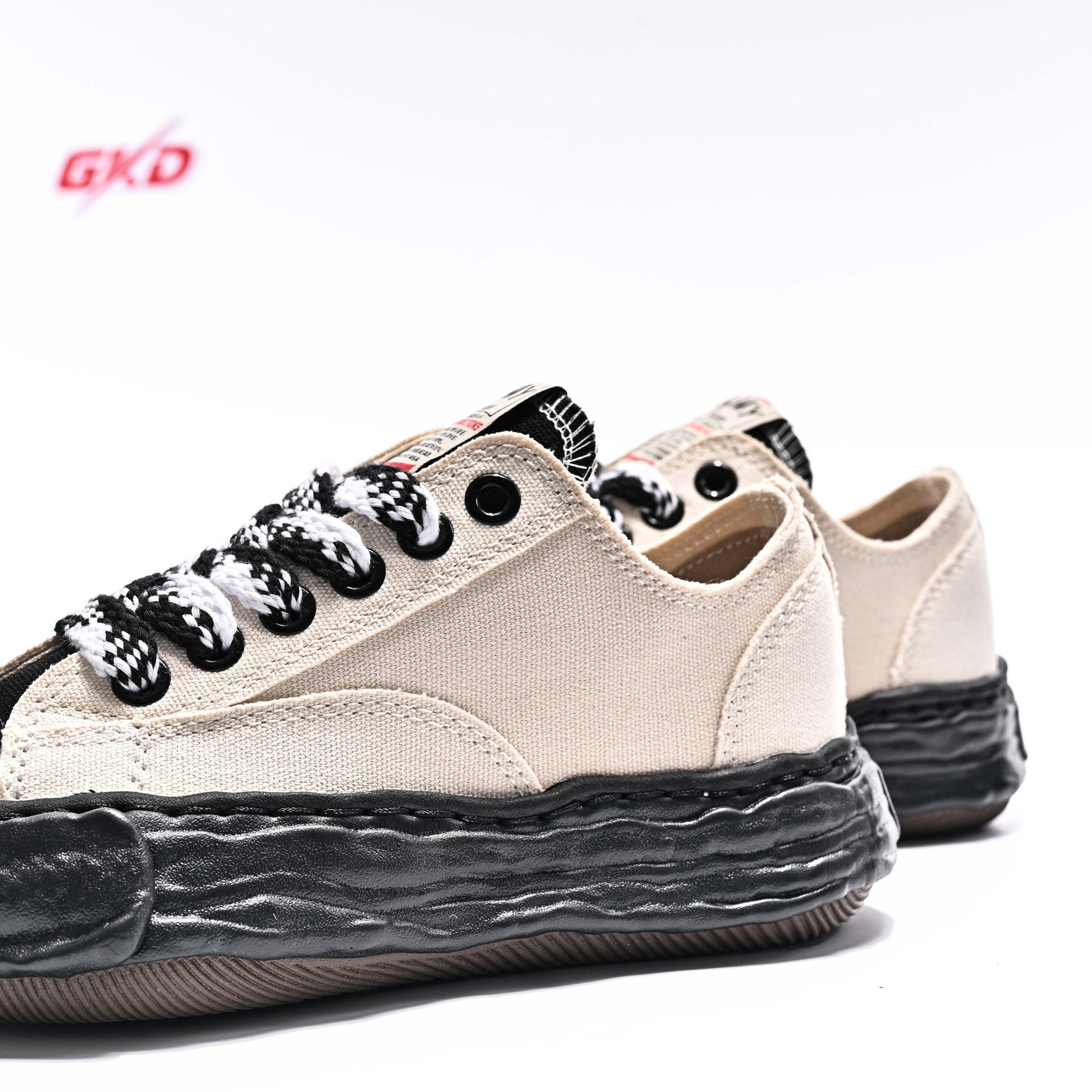 MIHARA YASUHIRO - Image 6